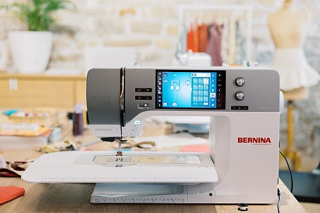 Швейно-вышивальная машина Bernina 735 PRO