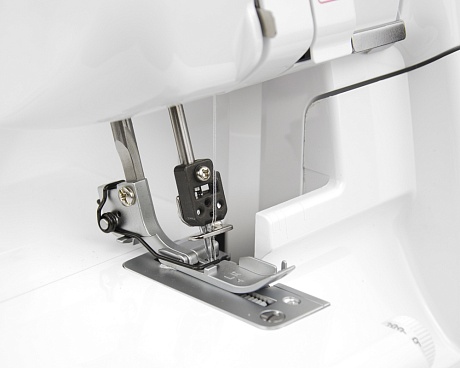 Оверлок Brother 2504D