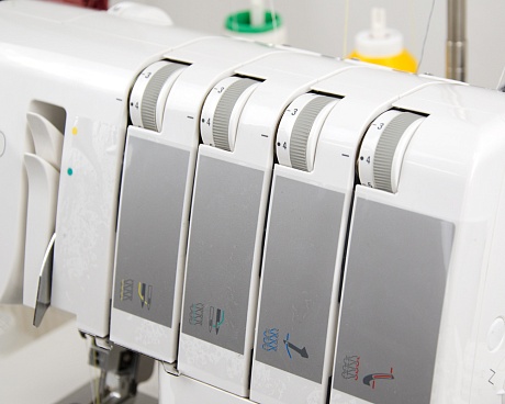 Оверлок Bernina L450 (уценка)